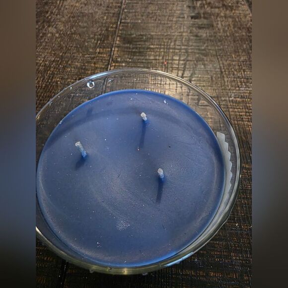 White Barn Bow Ties & Bourbon Scented 3-Wick Candle New UNUSED - Picture 4 of 6